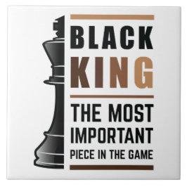 Schwarzer König das wichtigste Stück in Spiel 2 Fliese