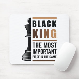 Schwarzer König das wichtigste Stück in Spiel 2 Mousepad