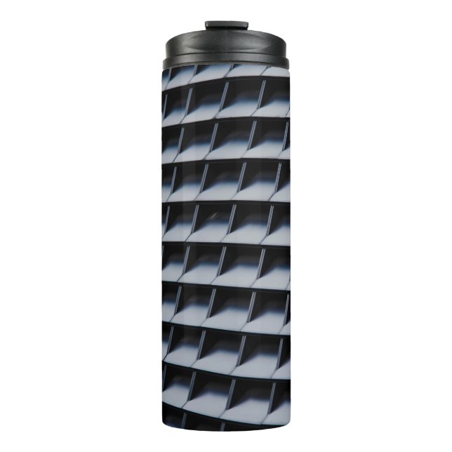 Schwarzer Kunststoffrahmen Thermosbecher (Vorderseite)