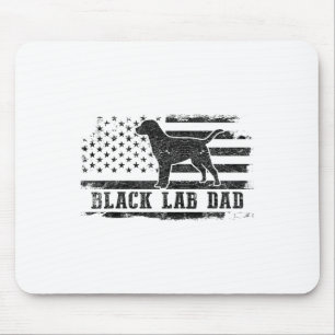 Schwarzer Lab Dad bedrängte amerikanische Flagge P Mousepad