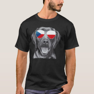 Schwarzer Labrador Retriever Hund Tschechische Fla T-Shirt