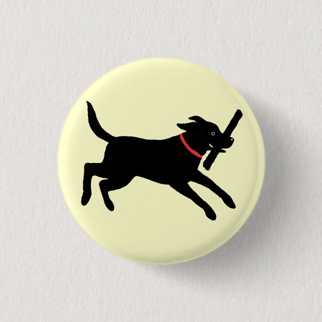 Schwarzer Labrador-Retriever läuft | Happy Black D Button (Vorderseite)