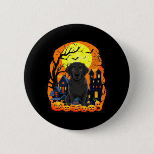 Schwarzer Labradorhund mit Kürbissen Lustig Grusel Button