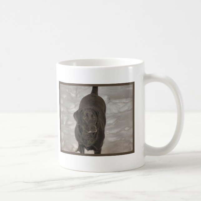 schwarzer Labradorschneesturm Kaffeetasse (Rechts)