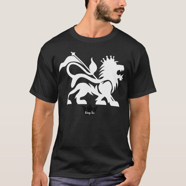 Schwarzer Löwe von Judah T-Shirt - König-Yo (Vorderseite)