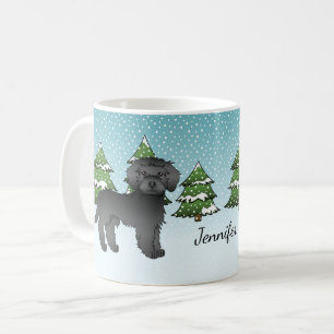 Schwarzer Mini Goldendoodle Hund in einem Winterwa Kaffeetasse