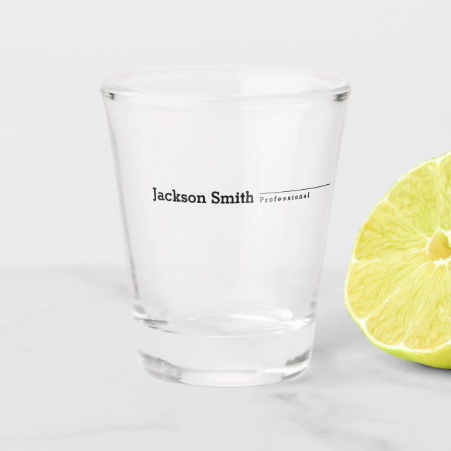 Schwarzer moderner minimalistischer personalisiert schnapsglas (Vorderseite)