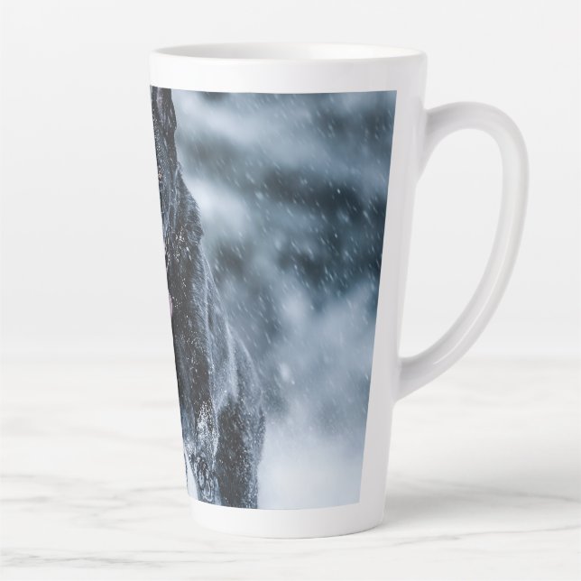 Schwarzer Schäfer im Schnee Milchtasse (Rechts)