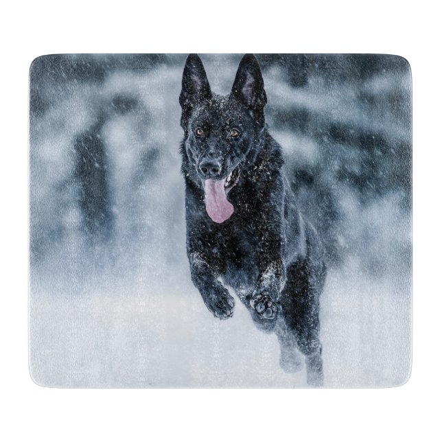 Schwarzer Schäfer im Schnee Schneidebrett (Vorderseite)
