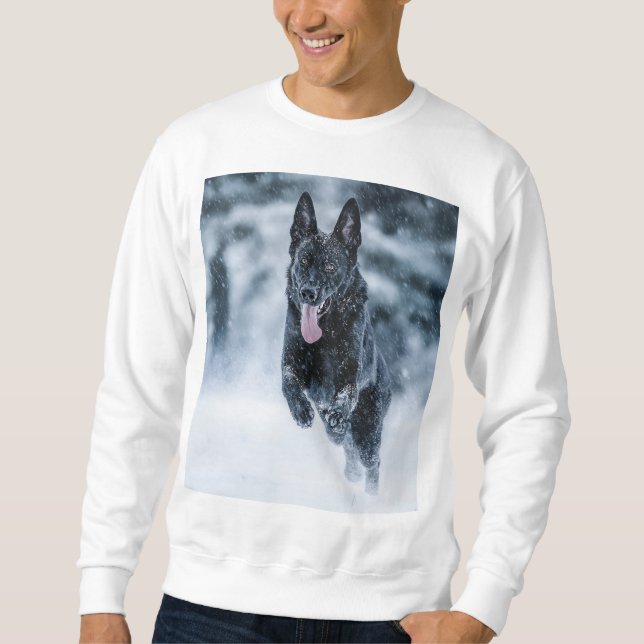 Schwarzer Schäfer im Schnee Sweatshirt (Vorderseite)