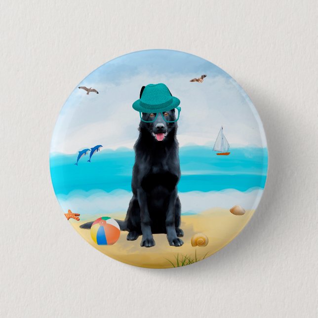 Schwarzer Schäferhund am Strand Button (Vorderseite)