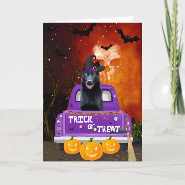 Schwarzer Schäferhund im Halloween-Lkw Karte (Vorderseite)