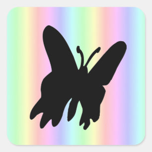 Schwarzer Schmetterling auf Pastell-Regenbogen Quadratischer Aufkleber