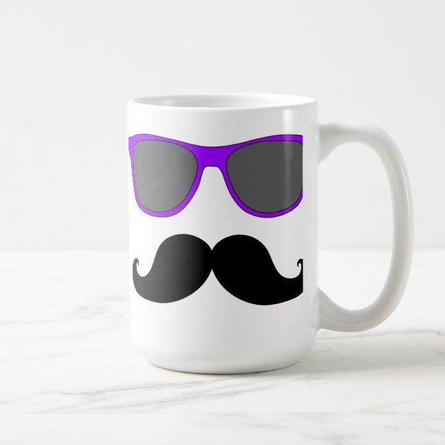 Schwarzer Schnurrbart und lila Sonnenbrille-Spaß Kaffeetasse (Rechts)