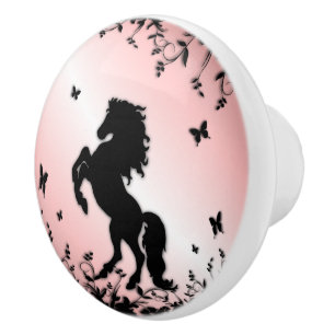 Schwarzer Stallion rosa züchten Keramikknauf