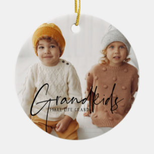 Schwarzer Text   Enkelkinder machen das Leben groß Keramik Ornament