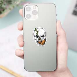 Schwarzer und weißer Schädel mit Monarch Butterfly Aufkleber