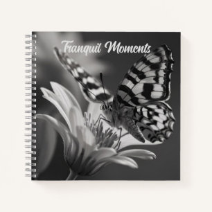 Schwarzer und Weißer Schmetterling Personalisiert Notizbuch