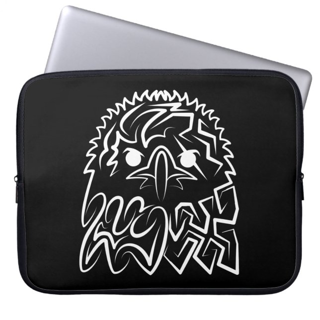 Schwarzer und weißer Stammesadler Laptopschutzhülle (Vorderseite)