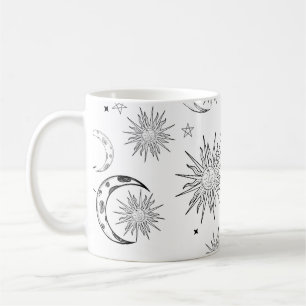 Schwarzer und weißer Whimsischer Sonnenmond und -s Kaffeetasse