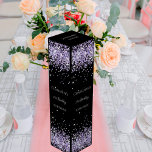 Schwarzer violetter Glitzer Weinbox<br><div class="desc">Ein klassischer schwarzer Hintergrund. Mit violettem Imitat Glitzer dekoriert. Personalisieren Sie den Namen,  das Alter und das Datum und fügen Sie ihn hinzu.</div>