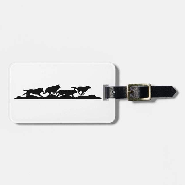 Schwarzer Wolf Silhouette Wild läuft mit dem Pack Gepäckanhänger (Vorderseite horizontal)
