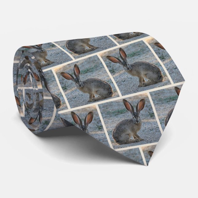 Schwarzes angebundener Hase Krawatte (Gerollt)