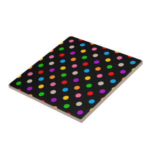 Schwarzes farbenfrohes Regenbogen-Punkte-Design Fliese