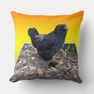 Schwarzes, flauschiges Huhn auf gelben Popout Big  Kissen