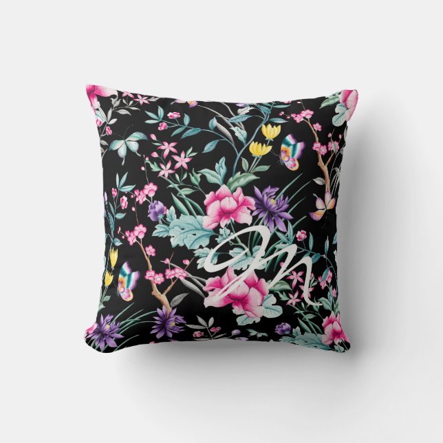 Schwarzes Floral-Butterfly-Monogramm-Kissen Kissen (Vorderseite)