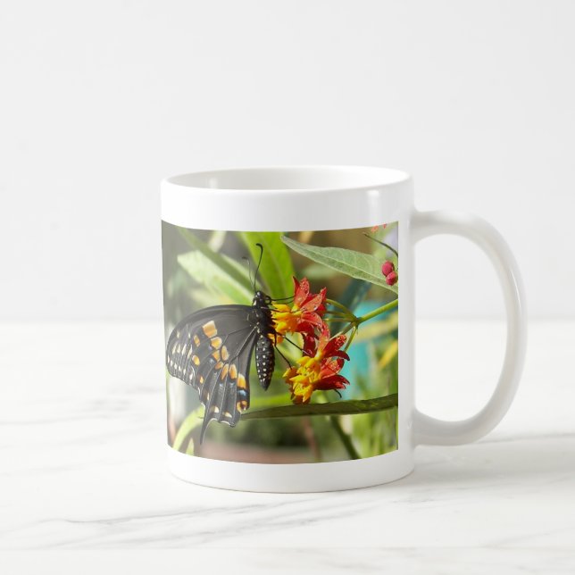 Schwarzes Frack Schmetterling#2-Tasse Kaffeetasse (Rechts)