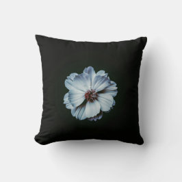 Schwarzes Kissen mit weißer Blume