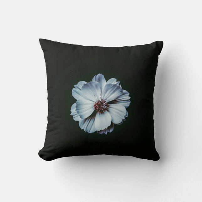 Schwarzes Kissen mit weißer Blume (Vorderseite)
