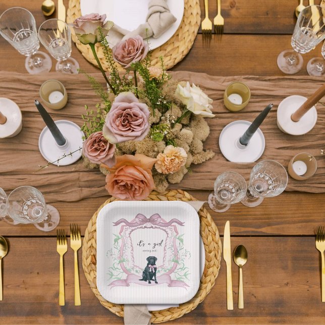 Schwarzes Labrador Coquette Pink Anpassbares Wappe Pappteller (Von Creator hochgeladen)