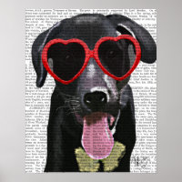Schwarzes Labrador mit Herzsonnenbrille