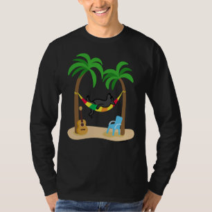 Schwarzes Labrador Schlafen in der Hängematte T-Shirt