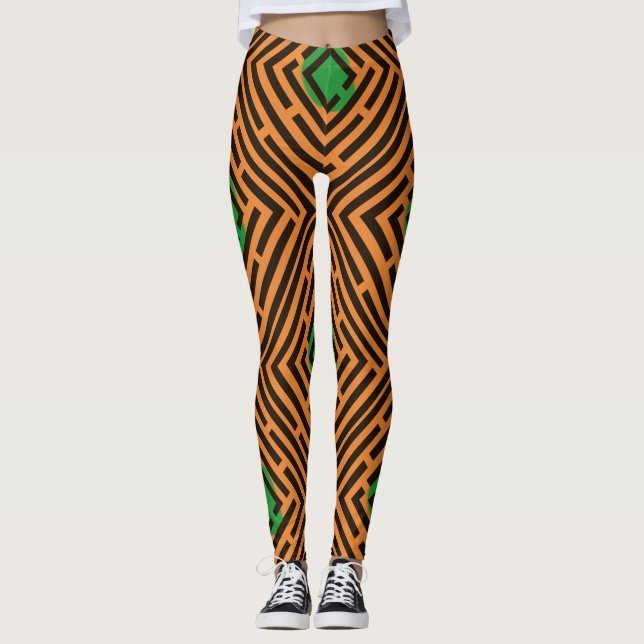 Schwarzes Labyrinth-Muster an grünem Spot für eine Leggings (Vorderseite)