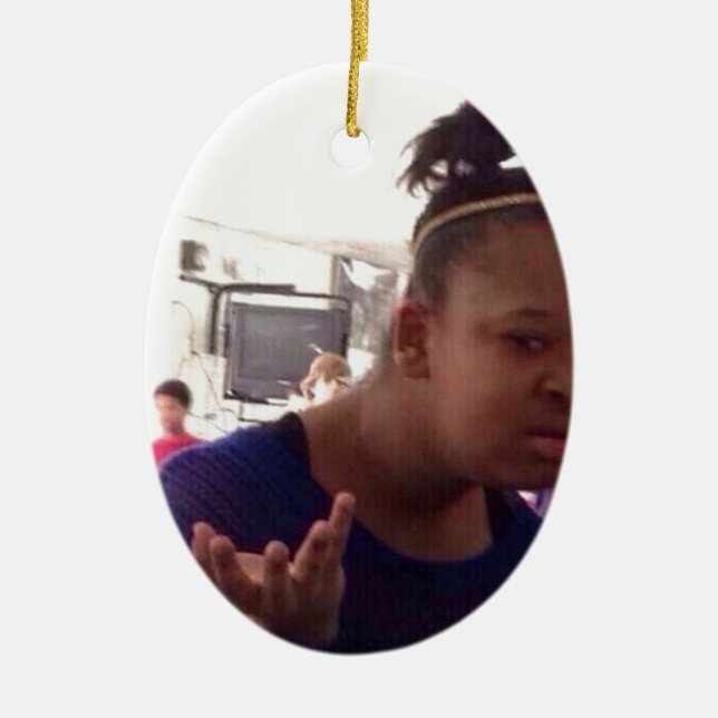 Schwarzes Mädchen welches meme Keramikornament (Vorne)