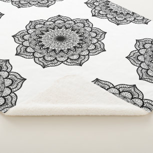 Schwarzes Mandala auf weißem Hintergrund Sherpadecke