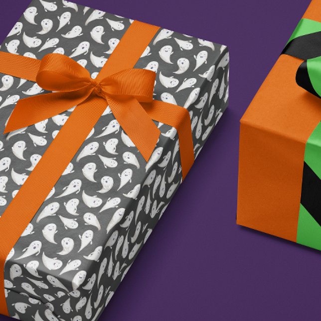 Schwarzes Niedliches Geisterbeschriftungspapier Geschenkpapier (cute friendly ghosts patterned charcoal gray black gift wrapping paper for Halloween)