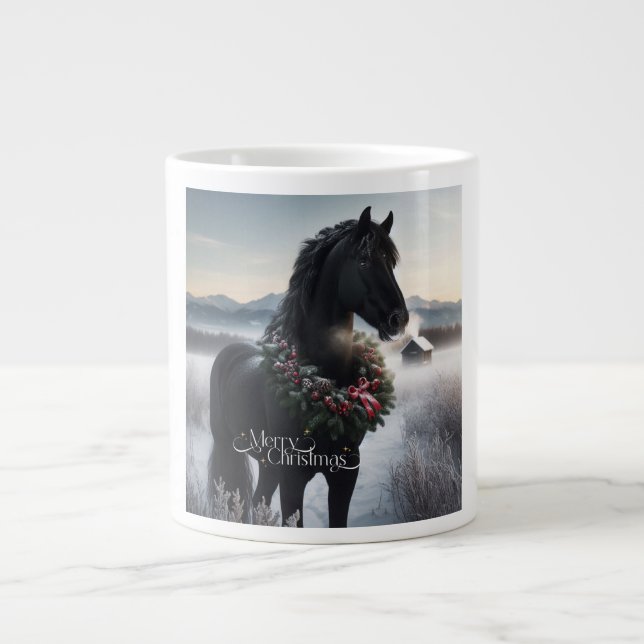 Schwarzes Pferd im Schnee mit Weihnachtskranz Jumbo-Tasse (Vorderseite)