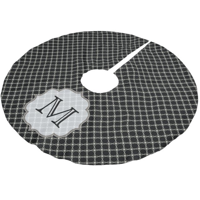 Schwarzes Quaterfolien-Quart-Monogram-Urspur Polyester Weihnachtsbaumdecke (Schrägansicht)