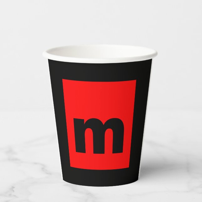 Schwarzes rotes Monogramm Anfangsbuchstabe modern  Pappbecher (Vorderseite)