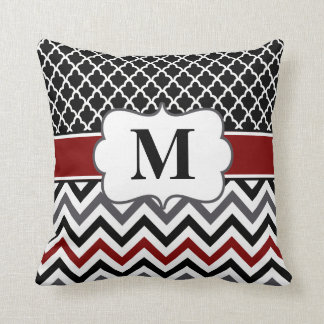 Schwarzes rotes Quatrefoil Zickzack Kissen