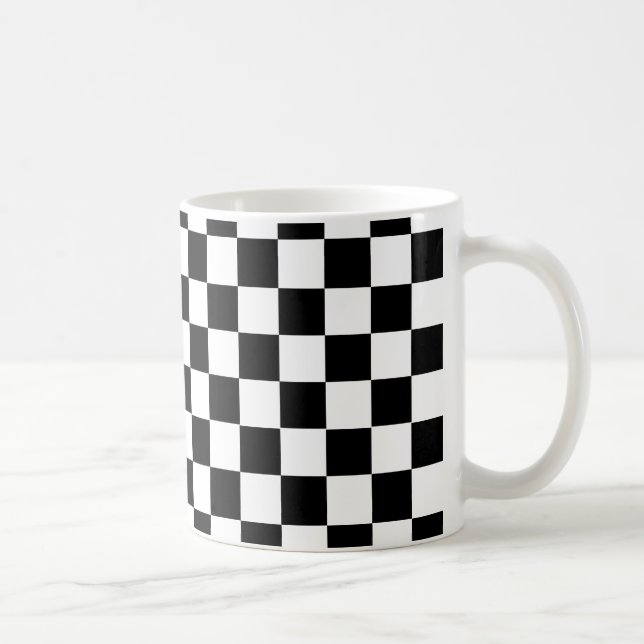 Schwarzes Schachbrettmuster Kaffeetasse (Rechts)