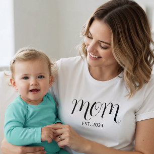 Schwarzes Schriftzug Established Mom T-Shirt