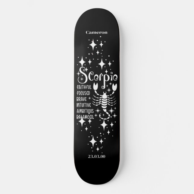 Schwarzes Skateboard mit Scorpio-Symbol (Vorderseite)