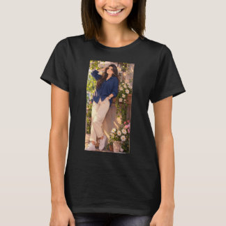Schwarzes T-Shirt mit mädchenhaftem Aufdruck.
