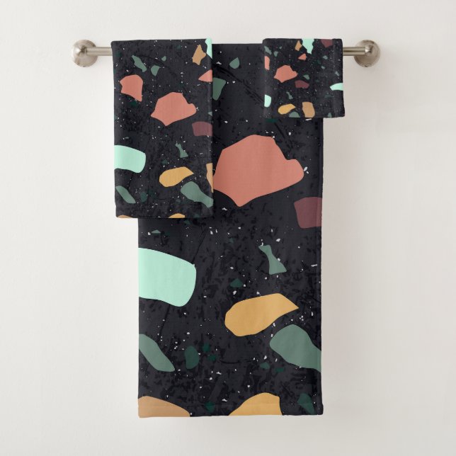 Schwarzes Terrazzo-Muster Badhandtuch Set (Insitu)