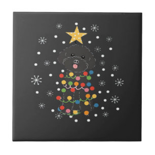 Schwarzes Toy-Pudel-Weihnachtsbaum Classic T-Shirt Fliese